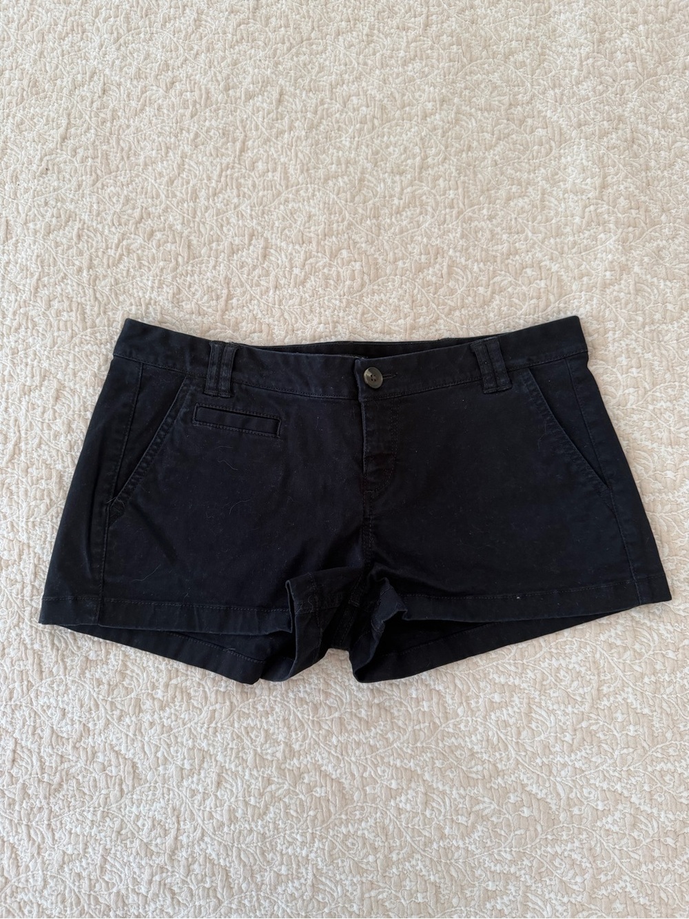 NWT Express Black Women's Low Rise Shorts